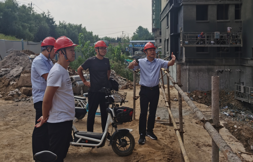 集團黨總支書記劉強帶隊開展建筑工地安全檢查工作